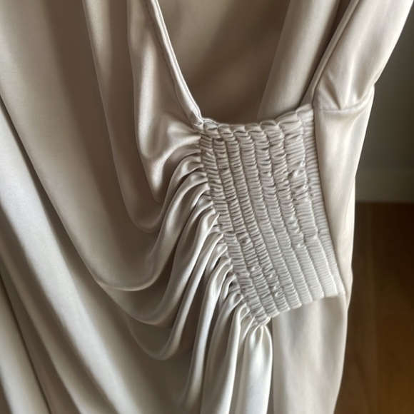 Grecian style mini dress - Picture 3 of 5